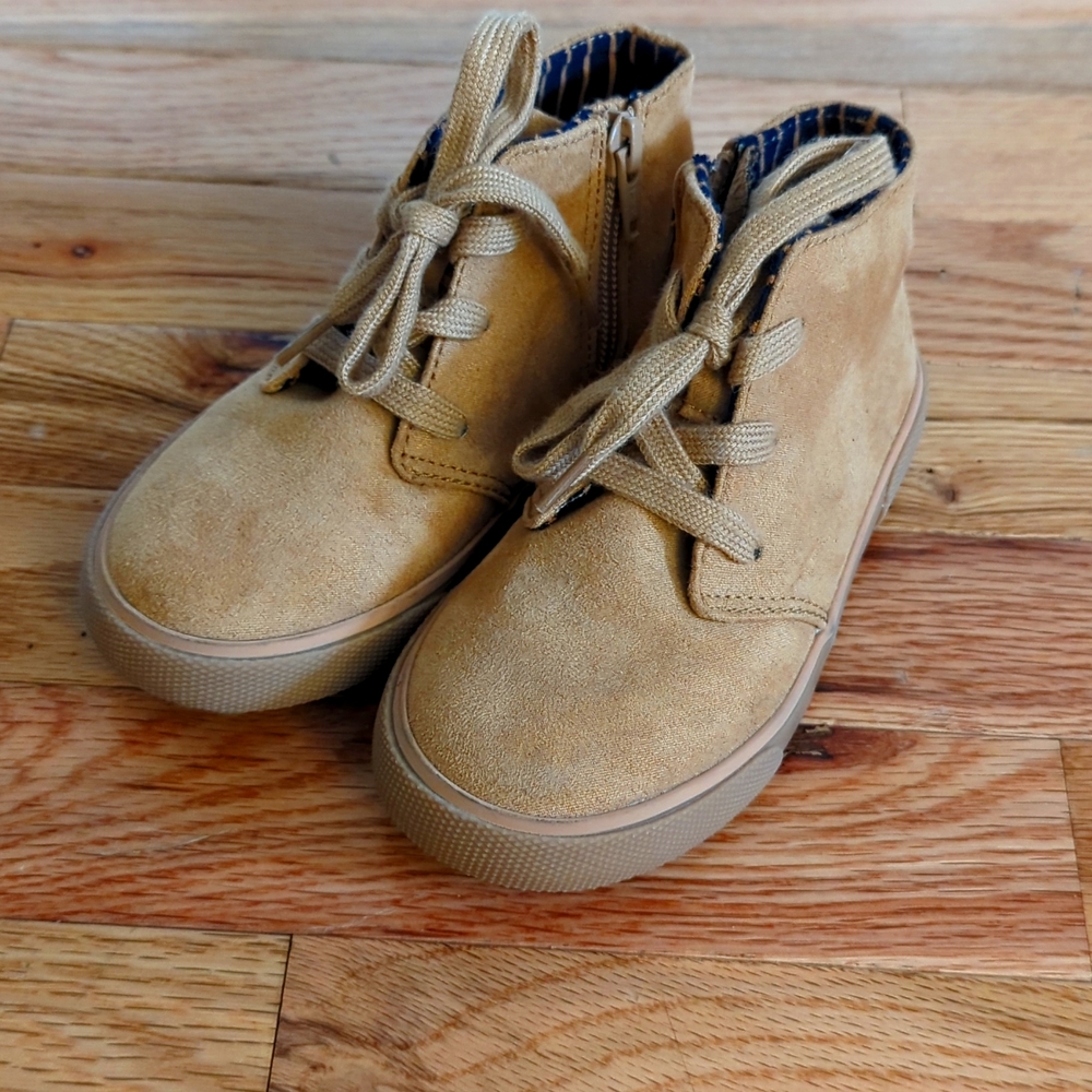 High top Cat & Jack sneakers, size 9